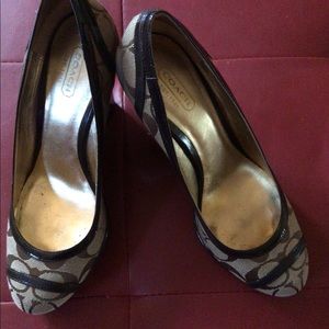 Coach Wedge Shoe with box